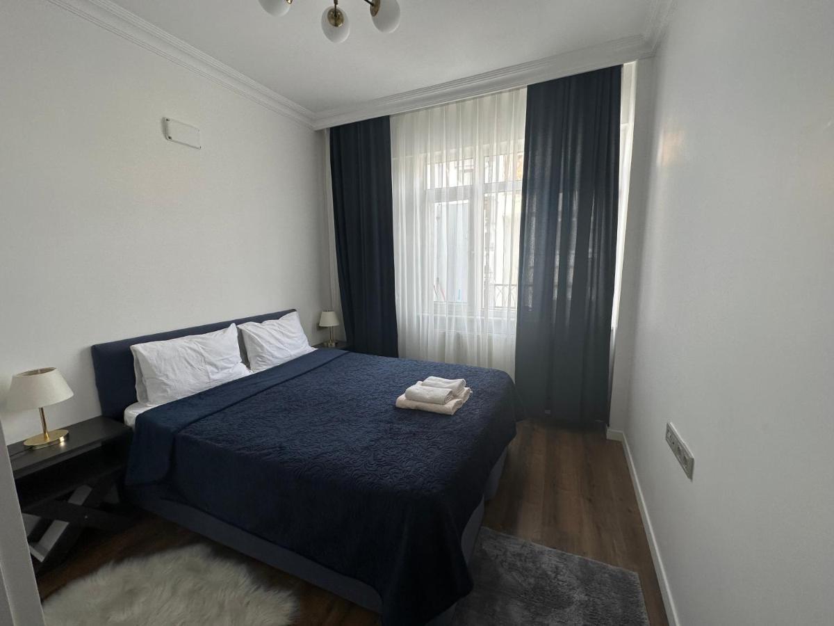 Center Of City In Besiktas 2 Plus 1 With 2 Bathroom And 3 Air Conditioner Stambuł Zewnętrze zdjęcie