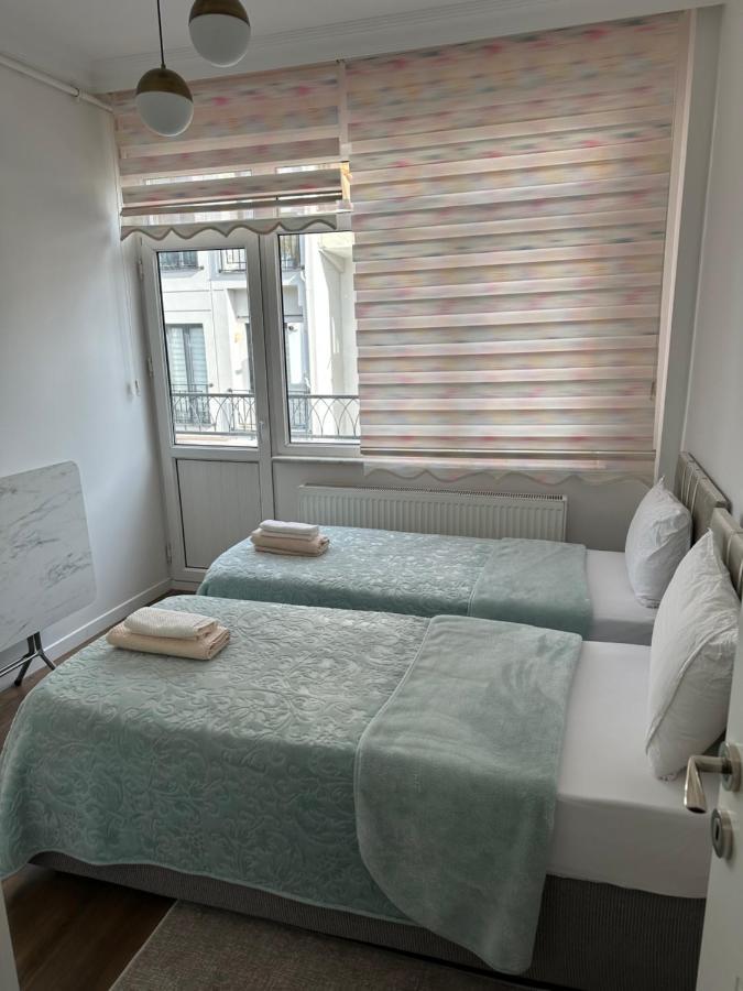 Center Of City In Besiktas 2 Plus 1 With 2 Bathroom And 3 Air Conditioner Stambuł Zewnętrze zdjęcie