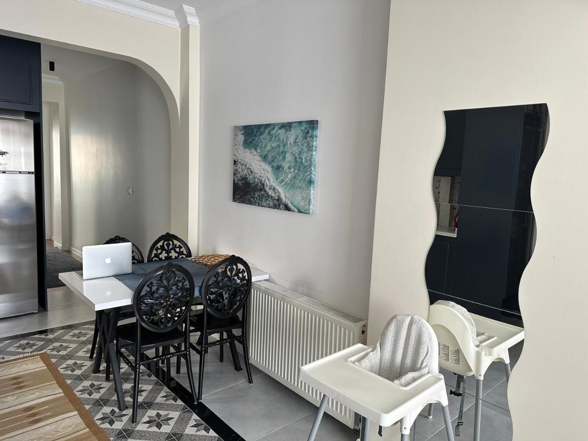 Center Of City In Besiktas 2 Plus 1 With 2 Bathroom And 3 Air Conditioner Stambuł Zewnętrze zdjęcie