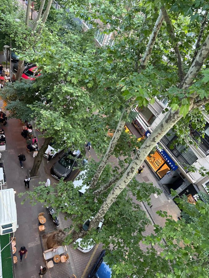 Center Of City In Besiktas 2 Plus 1 With 2 Bathroom And 3 Air Conditioner Stambuł Zewnętrze zdjęcie